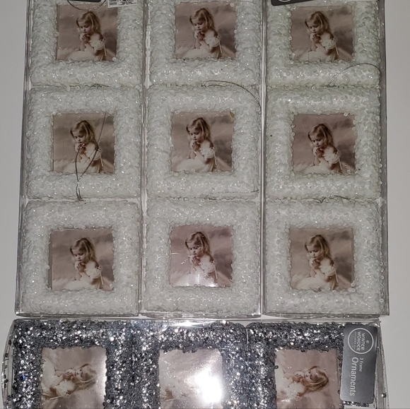 Ornaments - Picture 2 of 10